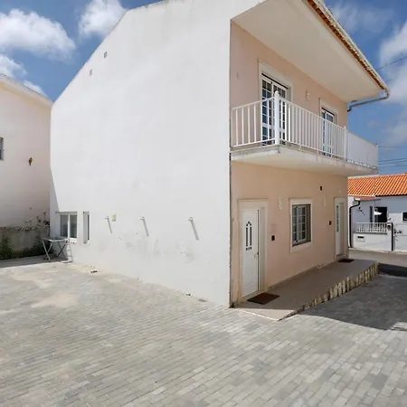 Pipo People House - Óbidos